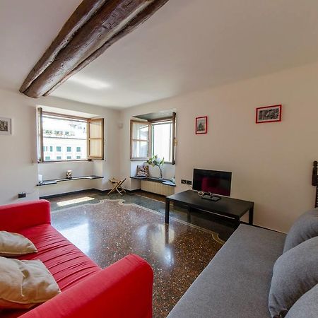 Joivy Colorful Flat For 5 Close To Piazza De Ferrari Genova Eksteriør billede