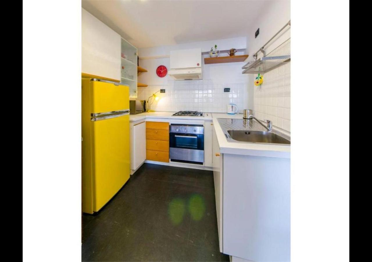 Joivy Colorful Flat For 5 Close To Piazza De Ferrari Genova Eksteriør billede